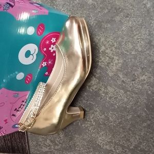 high heel shoe for girl color gold